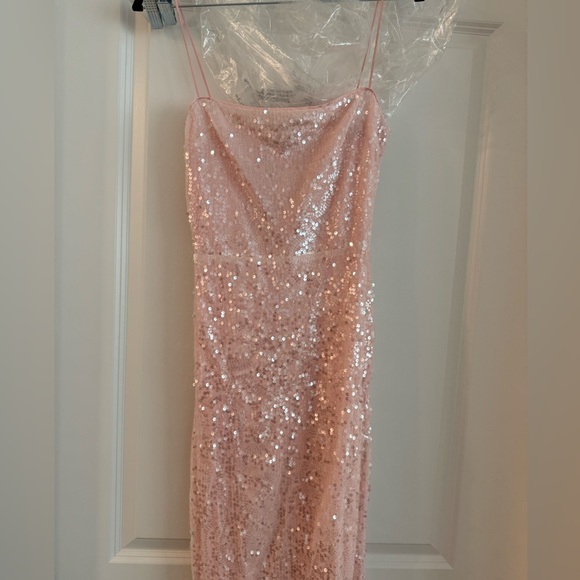 REFORMATION - FRANKIE DRESS - PINK SEQUIN SIZE 2- WORN ONCE GREAT CONDITION - Picture 3 of 6